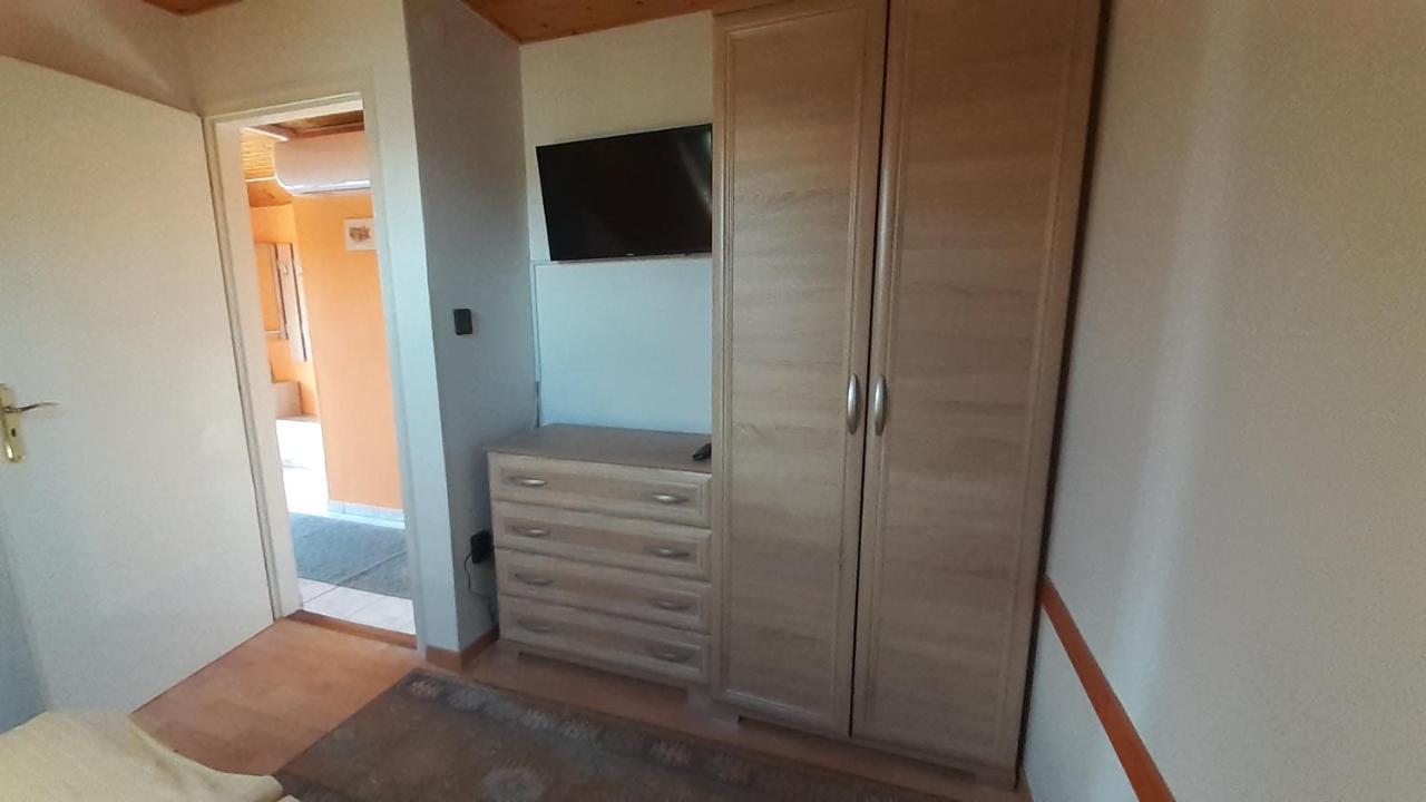 Patri Apartmanhaz Appartement Keszthely Buitenkant foto