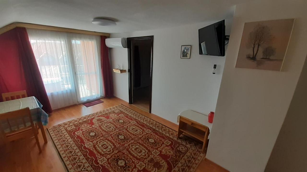 Patri Apartmanhaz Appartement Keszthely Buitenkant foto