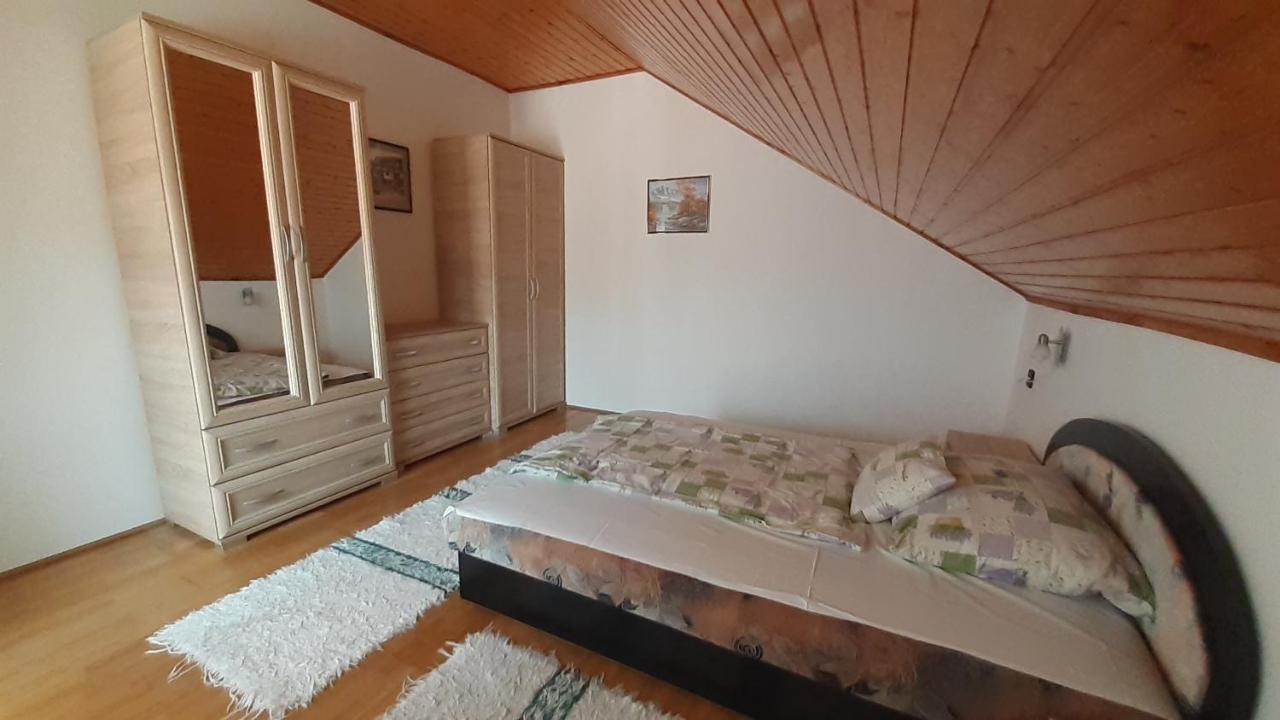 Patri Apartmanhaz Appartement Keszthely Buitenkant foto