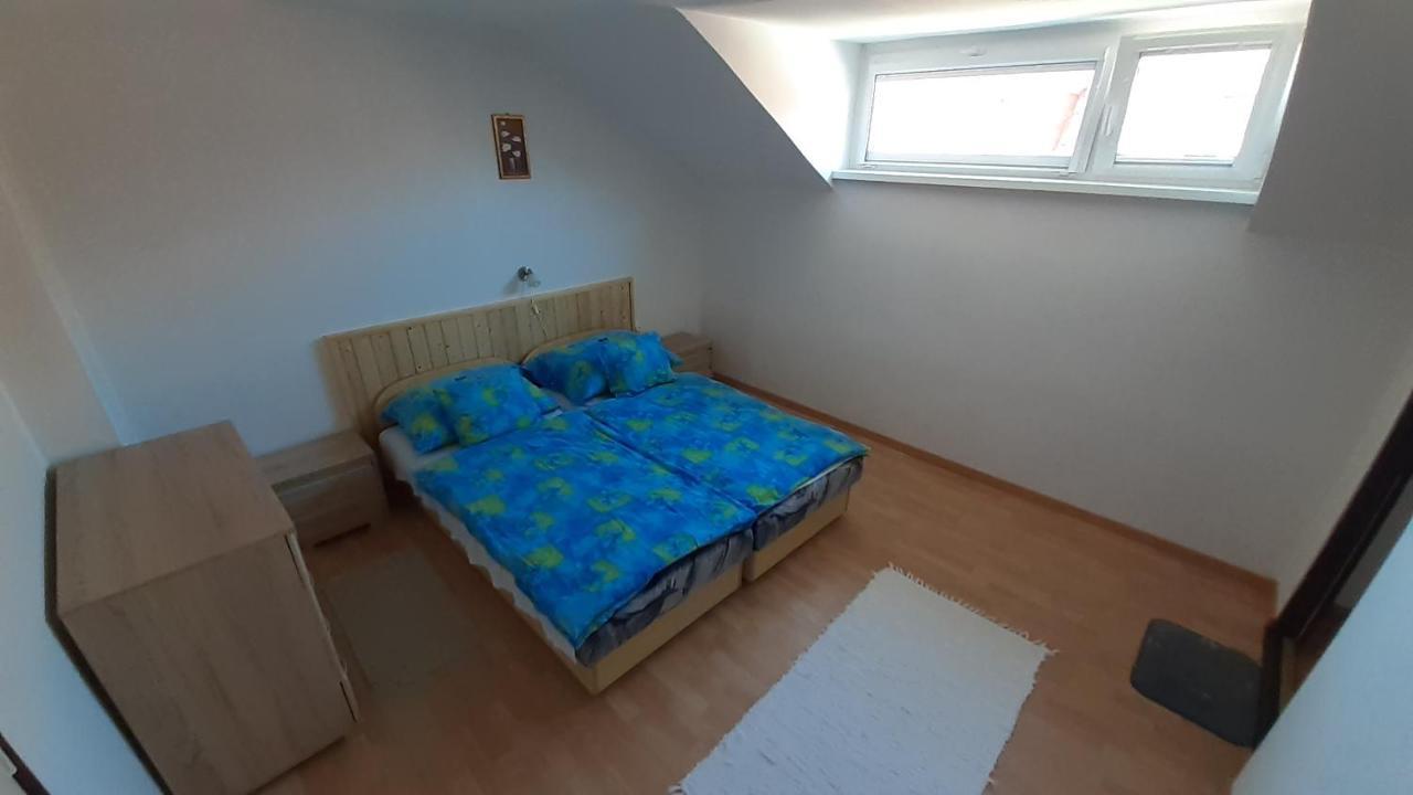 Patri Apartmanhaz Appartement Keszthely Buitenkant foto