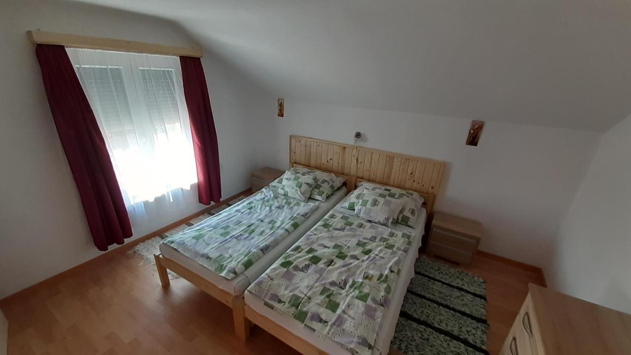 Patri Apartmanhaz Appartement Keszthely Buitenkant foto