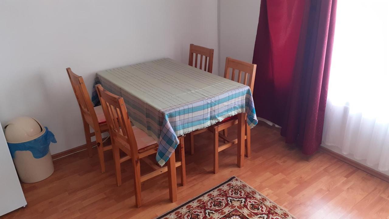 Patri Apartmanhaz Appartement Keszthely Buitenkant foto