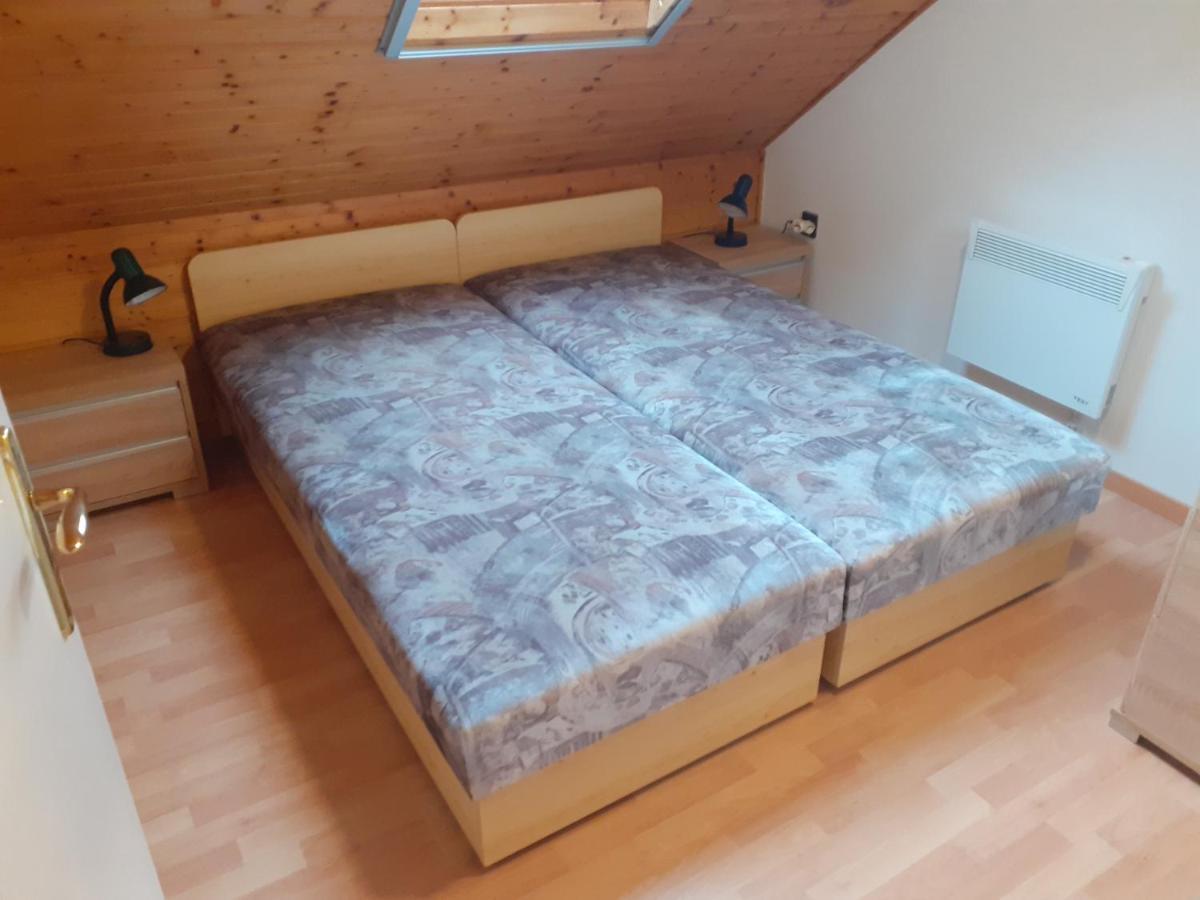 Patri Apartmanhaz Appartement Keszthely Buitenkant foto