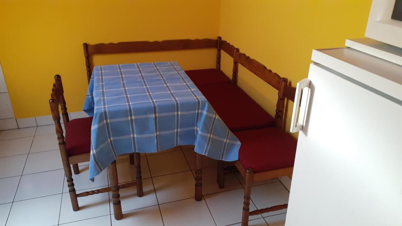 Patri Apartmanhaz Appartement Keszthely Buitenkant foto