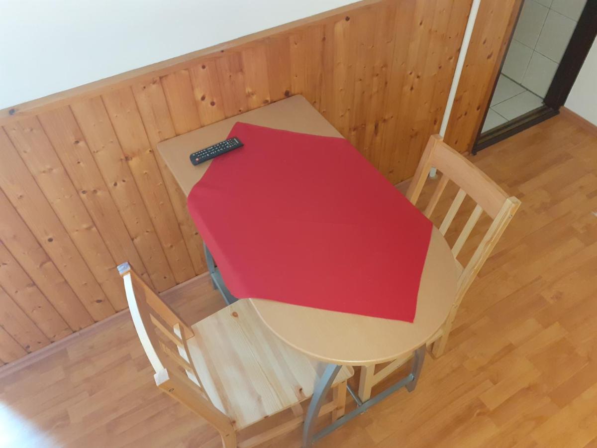 Patri Apartmanhaz Appartement Keszthely Buitenkant foto