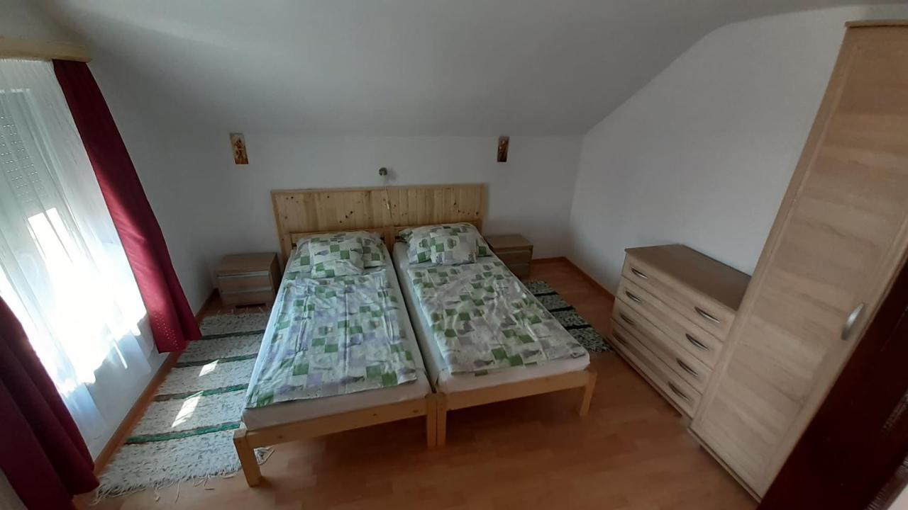 Patri Apartmanhaz Appartement Keszthely Buitenkant foto