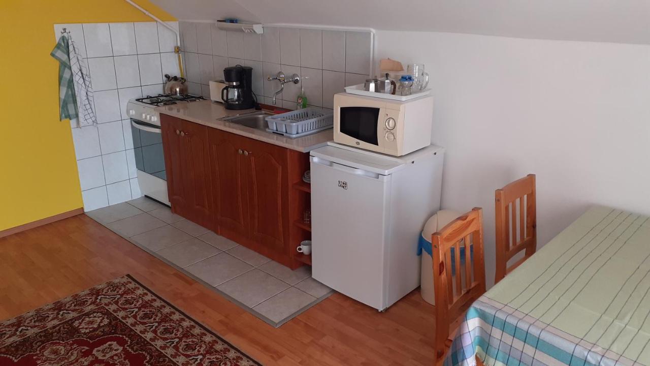 Patri Apartmanhaz Appartement Keszthely Buitenkant foto